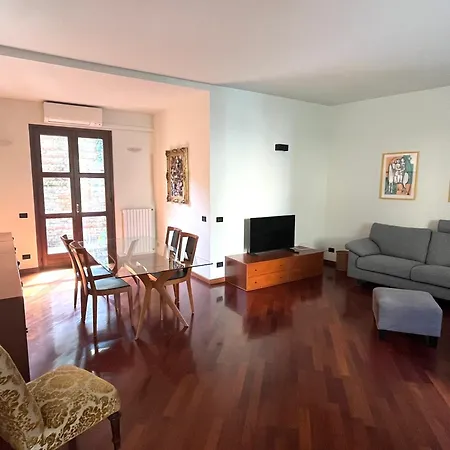 Casa Laura